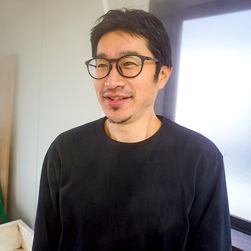 取締役常務：黒崎公博