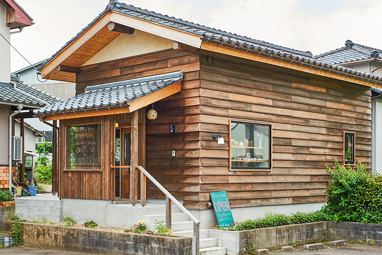 新潟直送計画】新津焼 西潟本陶 もえぎ陶房の通販 ギフト お取り寄せ