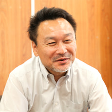 営業部長:伊藤幸夫