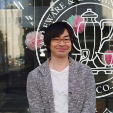 デザイナー:髙井佑輔