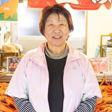 代表:中村初江