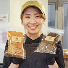 店長:浅野瑛利子