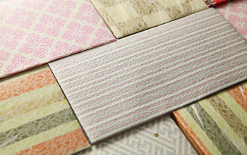 日本の伝統文様をあしらったケース 日本の伝統文様をあしらったケース