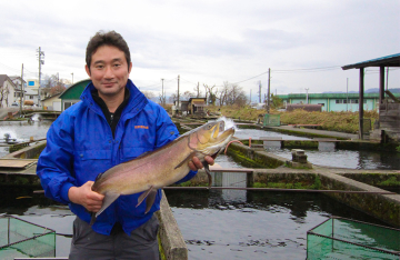 魚沼 高野養魚場