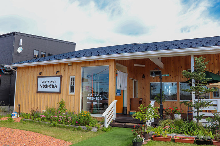 ジェラート&カフェ YOSHIDA