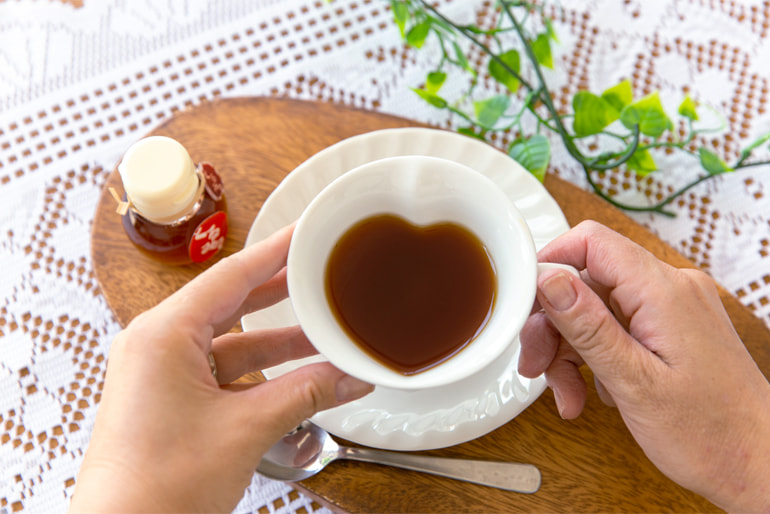 ウォールナットシロップ「くる蜜」 – お茶の間久太郎