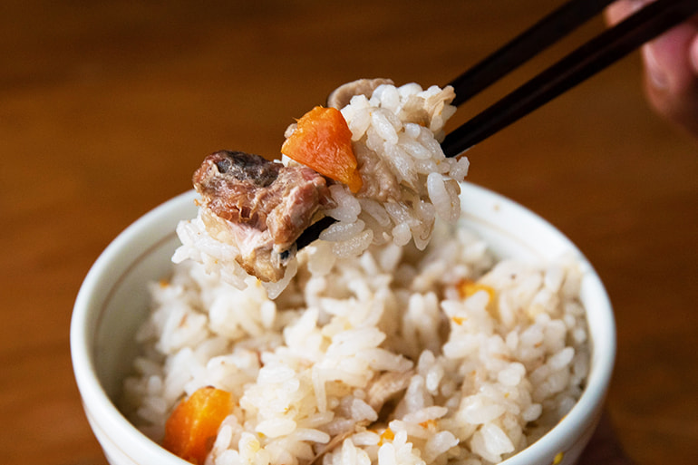 新潟直送計画 翠鶏と新之助の炊き込みご飯 お米の配達人 新潟直送計画 翠鶏と新之助の炊き込みご飯 お米の配達人