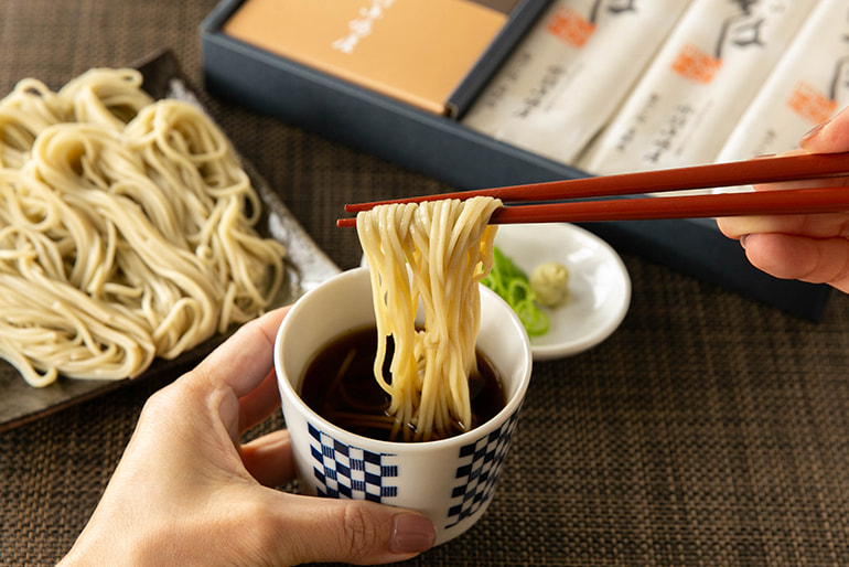 長岡小嶋屋のへぎそば(越の海藻挽きそば・乾麺) – 長岡小嶋屋