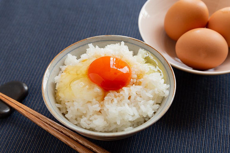 アスタ卵(アスタキサンチン含有の赤卵) – ツバメファーム