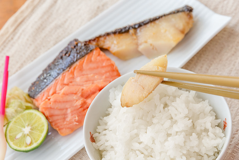 割烹太田家名物 鮭と銀だらの味噌漬け – 割烹太田家