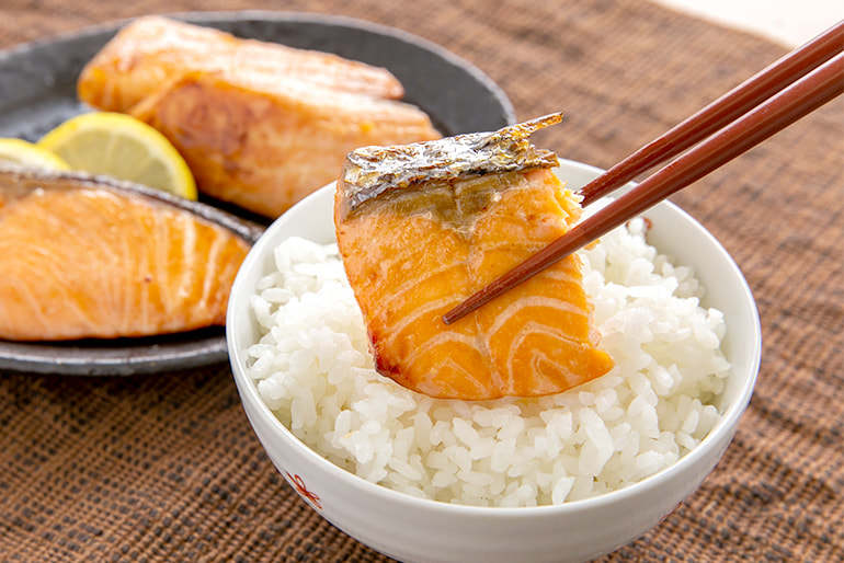 「緋美一徳」鮭の味噌漬け – 相馬鮮魚店