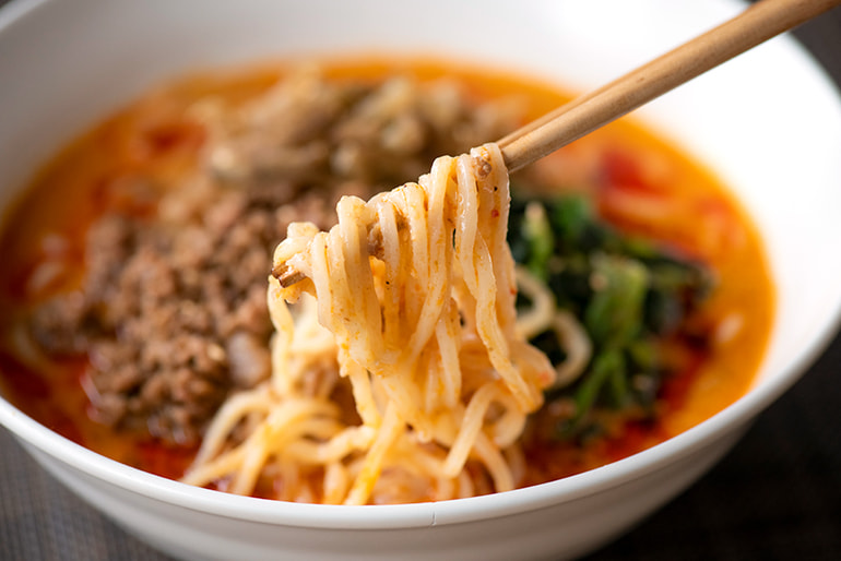 四川担々麺 – 中華麺食堂かなみ屋