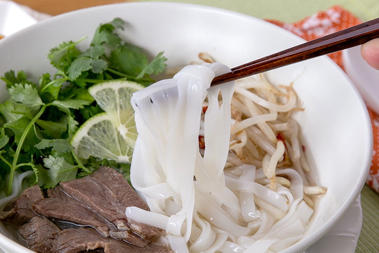 ベトナム名物 フォー(ライスヌードル) – 阿部幸製菓