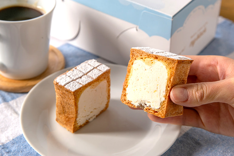 四角い米粉シュークリーム「myblock」 – 米粉スイーツ工房SUNNYDAYS