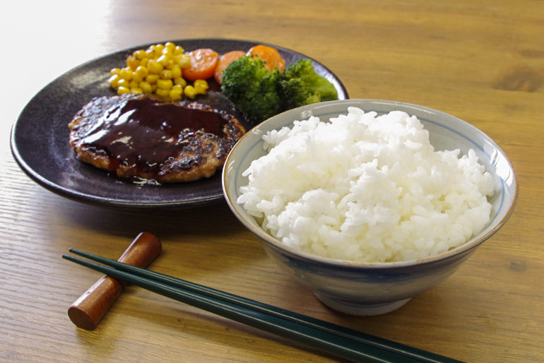 令和6年度米 南魚沼産コシヒカリ「雪室熟成 こまがた家のお米」(特別栽培米) – こまがた農園