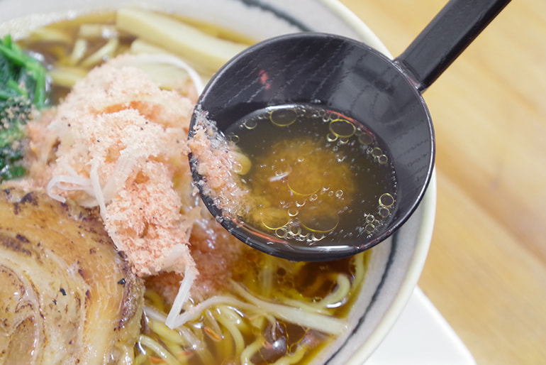 海老醤油ラーメン – 川崎食品