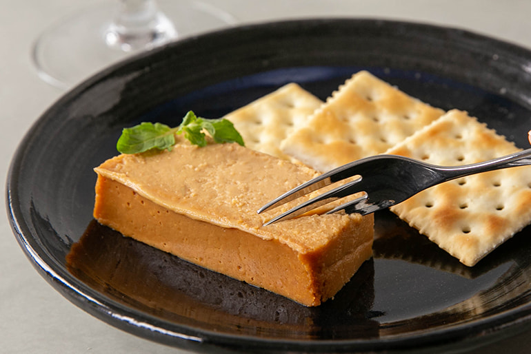 みそキャラメルチーズケーキ – 峰村醸造
