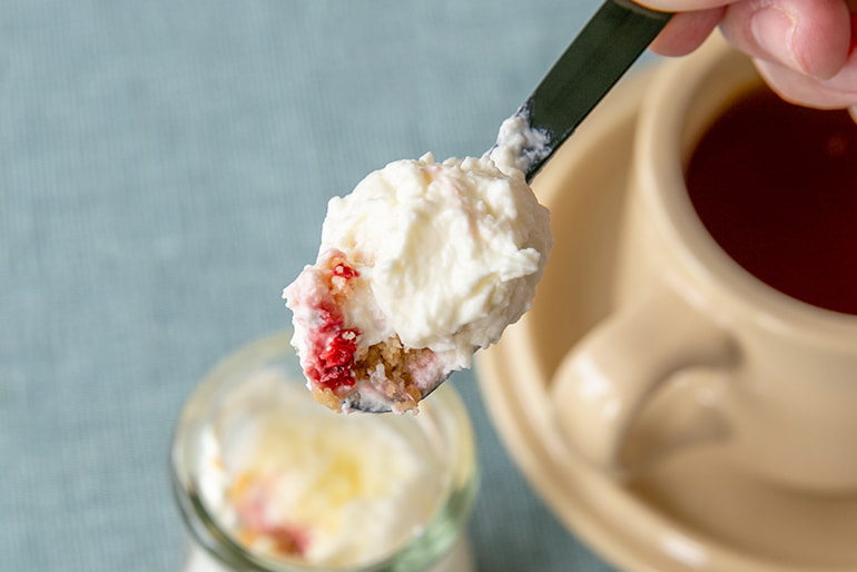 ハグするレアチーズケーキ – 89CHEESECAKE