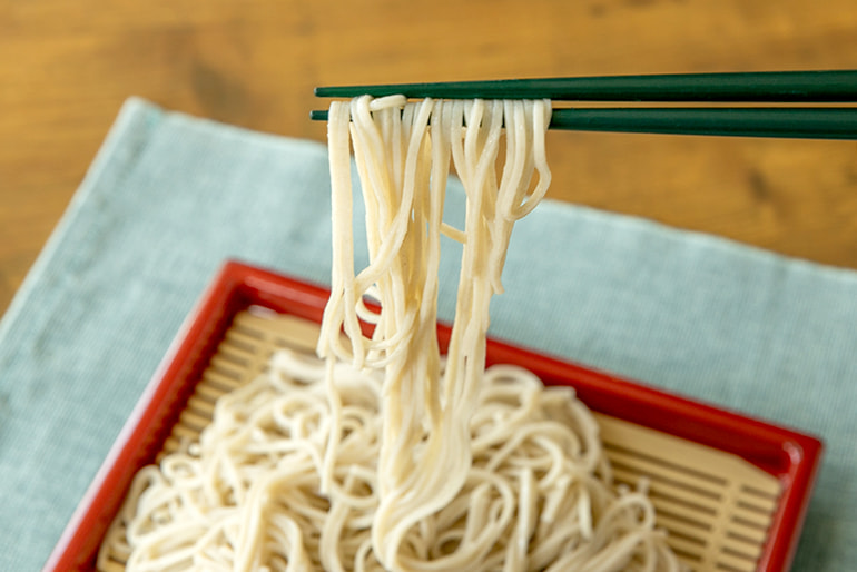 へぎそば(乾麺) – 蕎麦割烹 まるいち