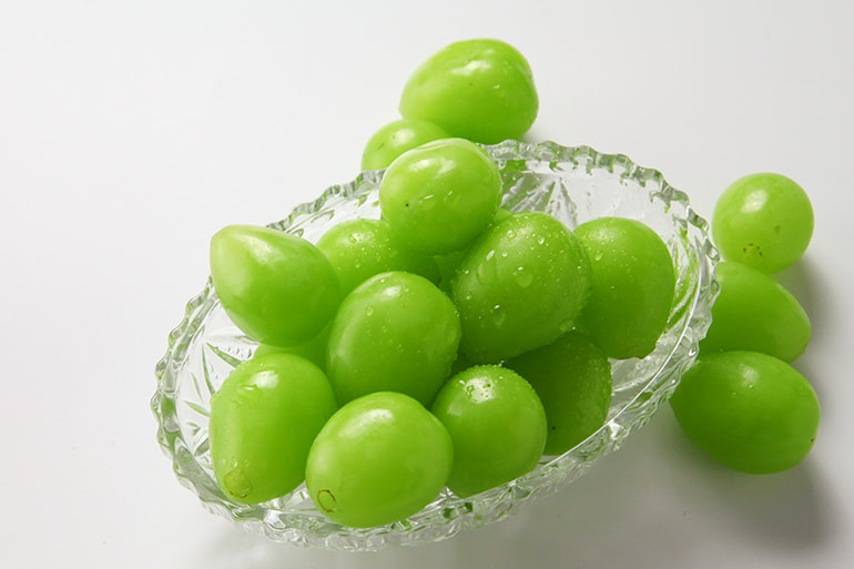 新潟県産シャインマスカット – 三条果樹専門家集団