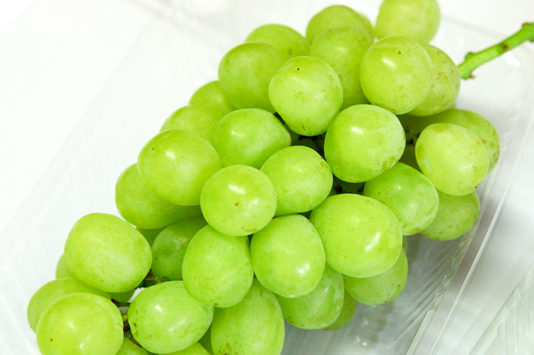 新潟県産ぶどう ロザリオ・ビアンコ – 三条果樹専門家集団