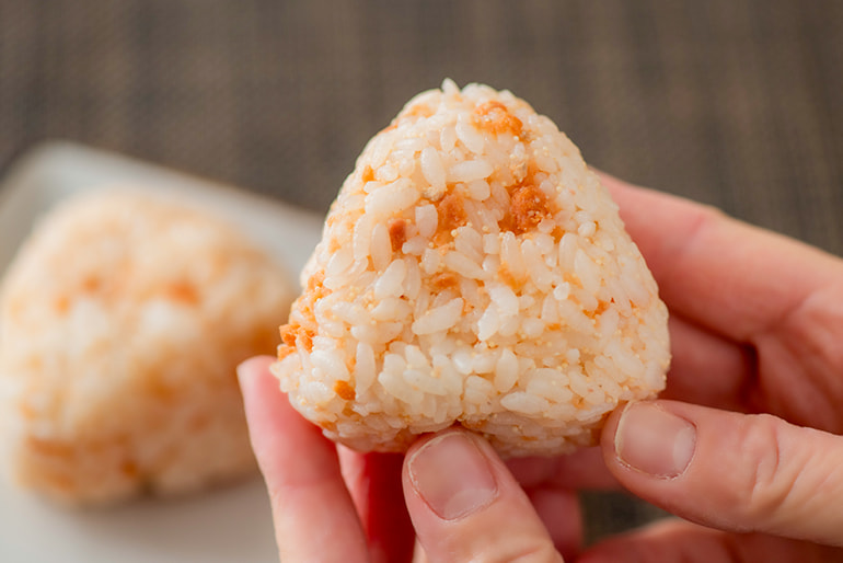 三幸の焼鮭ほぐし「鮭ごのみ」 – 株式会社 三幸