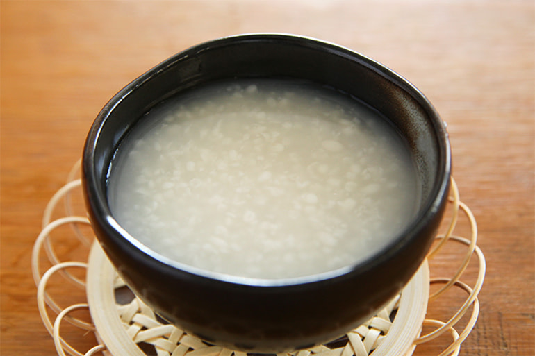 造り酒屋の麹甘酒(瓶・缶) – たからやま醸造株式会社(宝山酒造)