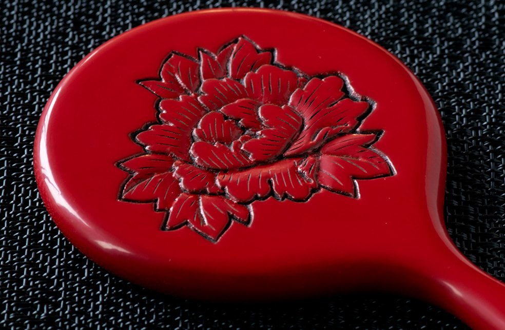 村上木彫堆朱 姫鏡