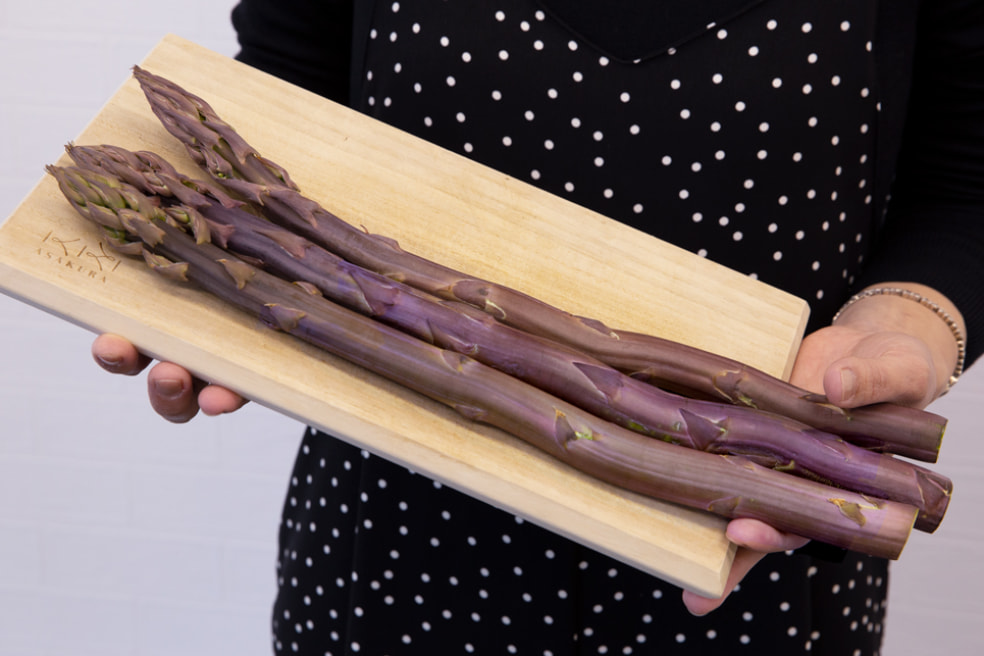 新潟産 八幡農園のアスパラガス