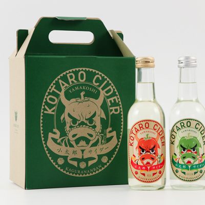 スッキリ風味の"GREEN"とクセになる辛さの"RED"