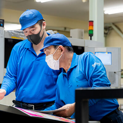 紙のことを知り尽くすプロです