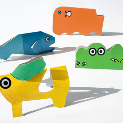 さまざまな色・質感の紙に、大人でもワクワク!