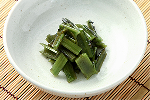 1. ゴボウアザミの油炒め