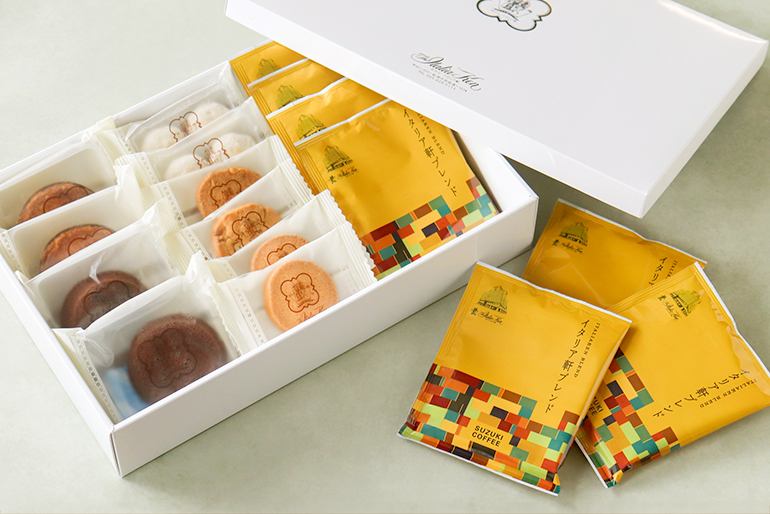 老舗ホテルが手掛ける焼き菓子と珈琲のセット