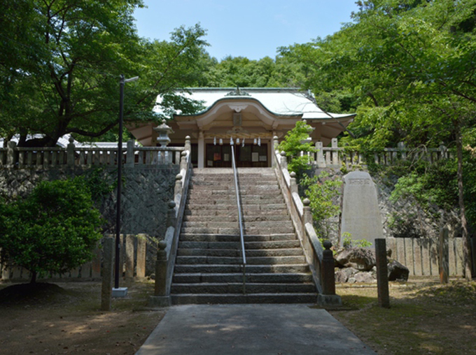 青海神社