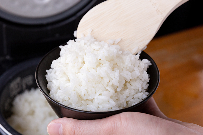 吉兆楽の雪蔵仕込みで鮮度と美味しさを保ちます
