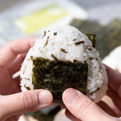 朝ごはんにやお出かけなど大活躍しそうな「おにぎりご飯」