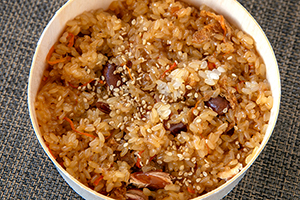 1.&ensp;醤油おこわ