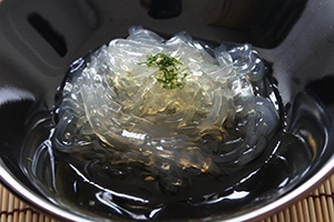 1. 玄米黒酢