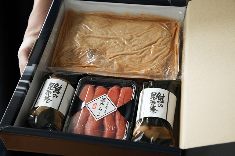 伝統の味を、お歳暮やお中元にどうぞ!