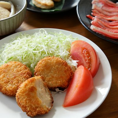 日本海産の紅ズワイガニを贅沢に使用！
