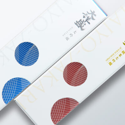 ギフトにぴったりな化粧箱入り