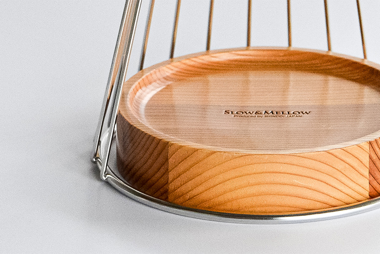 杉の木のぬくもりを感じられるドリッパー＆スタンド