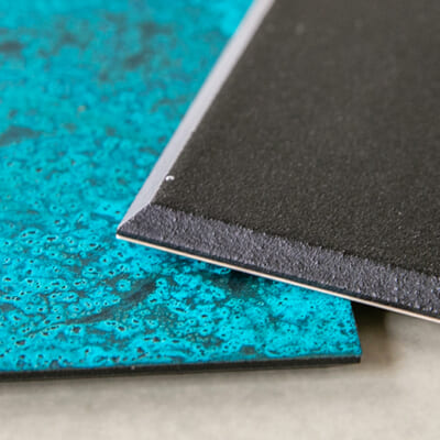 強度が高く環境にもやさしい「MDF素材」