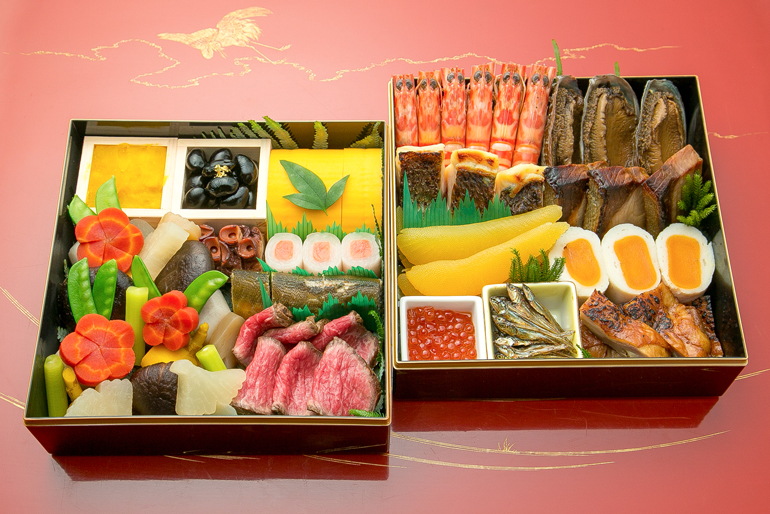 お正月の食卓を彩る、老舗料亭の本格おせち 