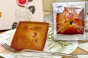 3. 日本酒漬けフルーツ