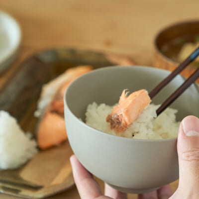 旨味を追求して、あえての「骨あり」です