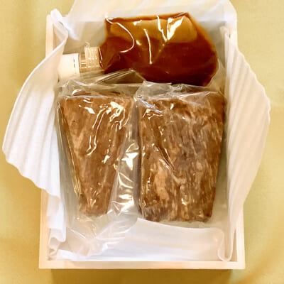 村上牛の醤油糀漬け（ステーキソース付き）