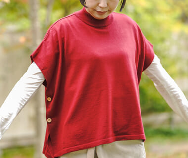 五泉製ニット「CLEMATIS」ハイネックウールポンチョ