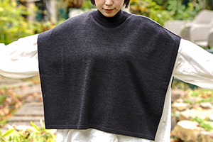 1. ダークグレー